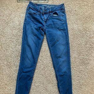 Size 4 American Eagle skinny jeans